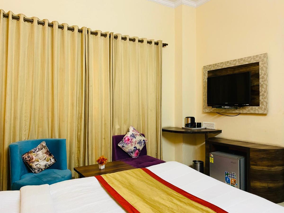 Hotel Aachman Regency Shimla Zewnętrze zdjęcie