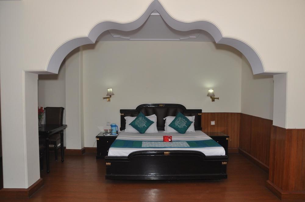 Hotel Aachman Regency Shimla Zewnętrze zdjęcie